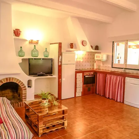 Fornells Sleeps 4 Pool Wifi * Fornells (Menorca)