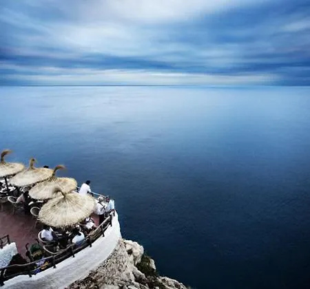 Fornells Sleeps 4 Pool Wifi فيلة فورنيلس